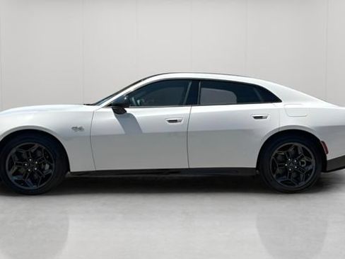 New 2026 Dodge Charger R/T AWD/4WD image 9