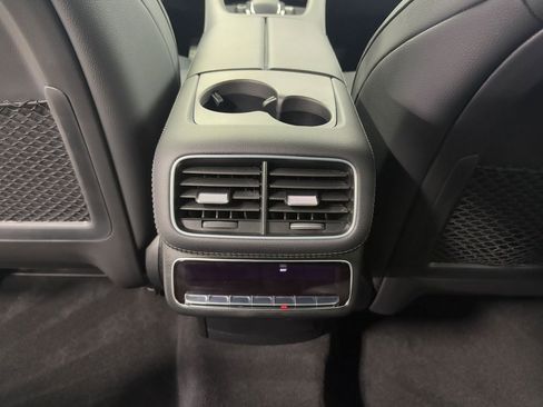 Certified 2025 Mercedes-Benz GLS 450 4MATIC image 28