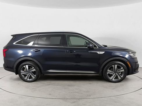 Used 2023 Kia Sorento EX image 6