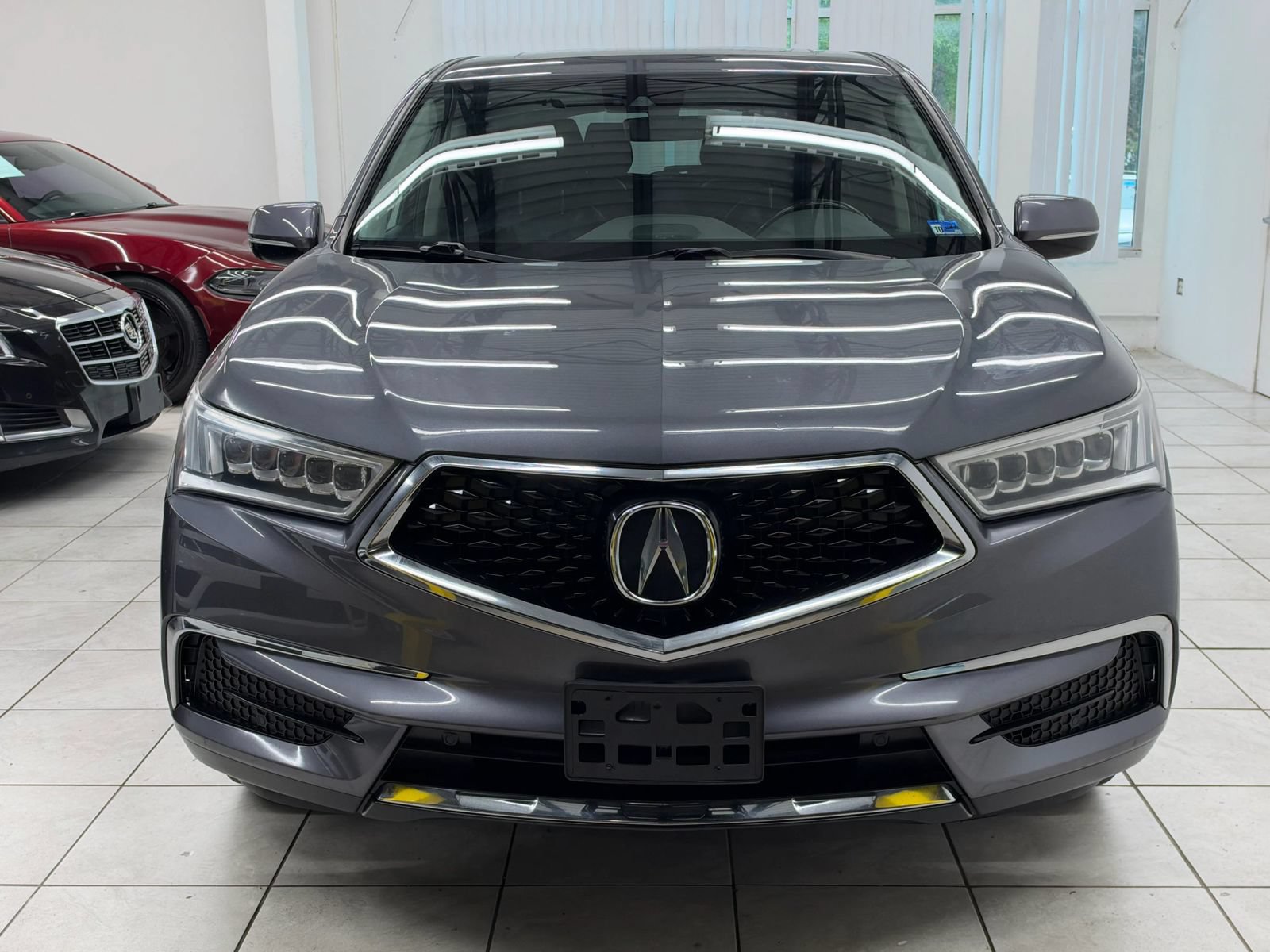 Used 2017 Acura MDX w/ Tech & Entertainment Pkg AWD/4WD image 2