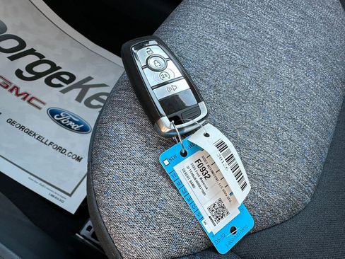 New 2025 Ford Maverick XLT w/ XLT Luxury Package image 19