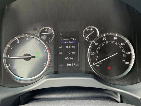 Certified 2023 Lexus GX 460 Premium w/ Premium Package AWD/4WD image 13