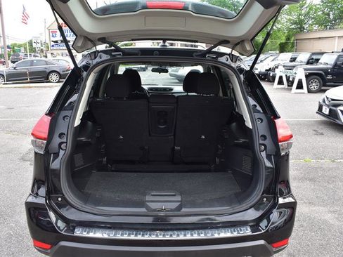Used 2017 Nissan Rogue S w/ S Appearance Package image 21