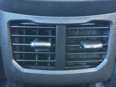 Used 2014 Ford Fusion SE w/ Equipment Group 202A image 13