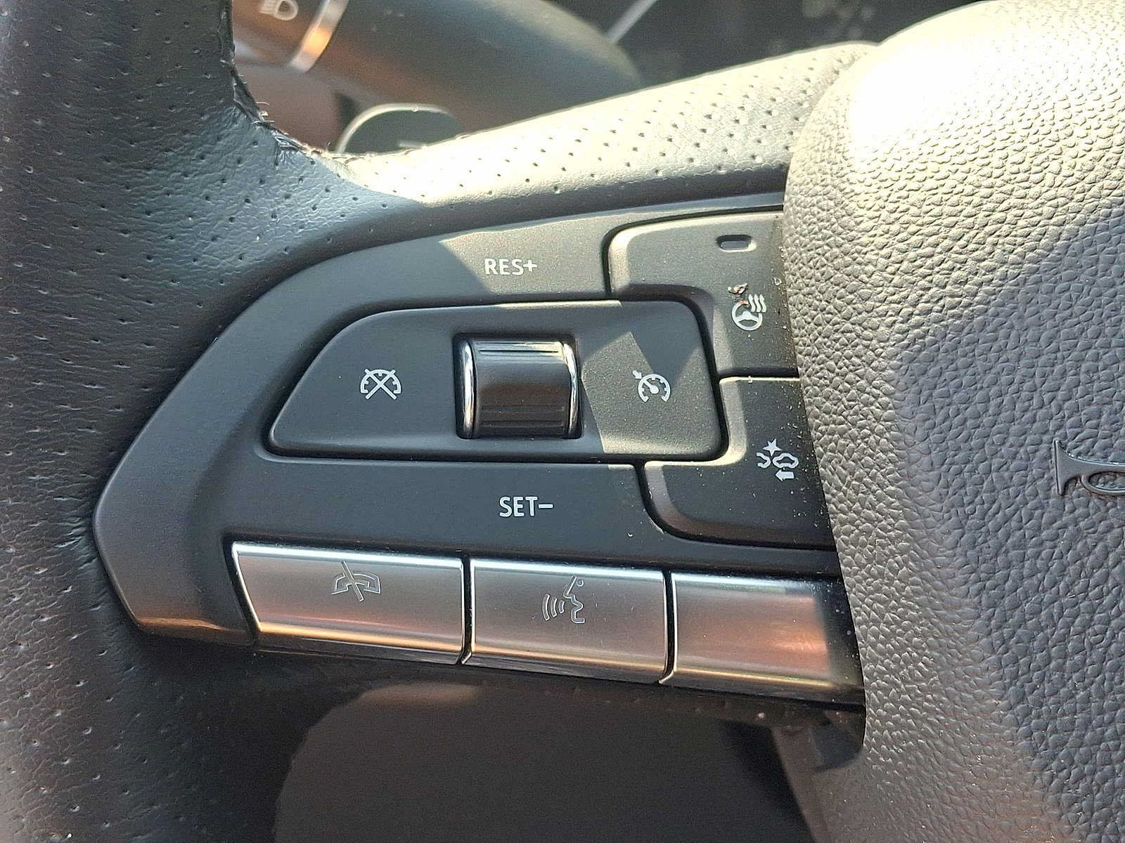 Used 2023 Cadillac XT4 Sport AWD/4WD image 23