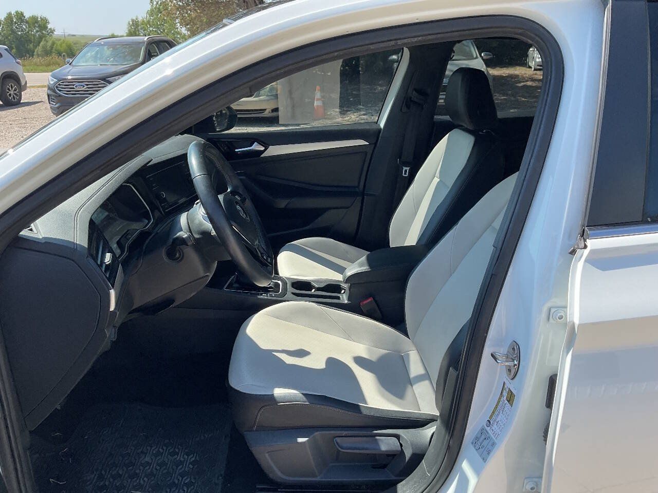 Used 2019 Volkswagen Jetta R-Line FWD image 12