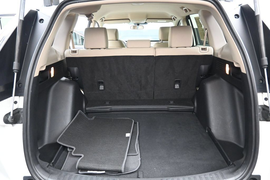 Used 2020 Honda CR-V LX image 27