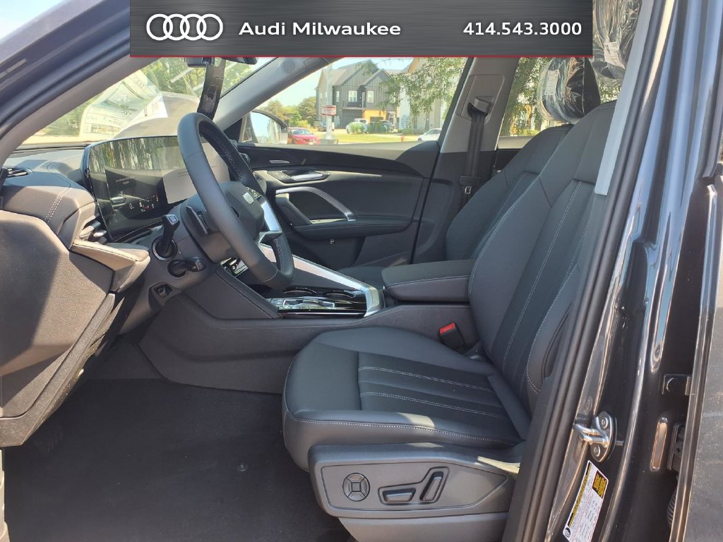 New 2026 Audi Q5 Premium Plus AWD/4WD image 2