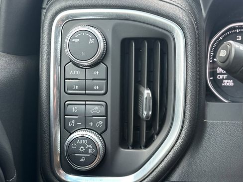 Used 2019 GMC Sierra 1500 SLT w/ SLT Premium Plus Package image 41