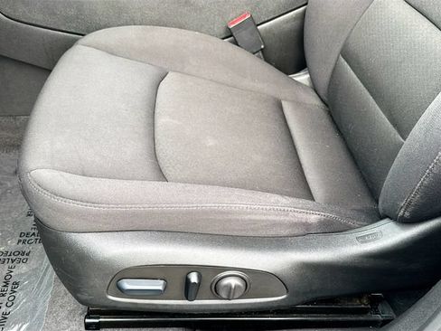 Used 2023 Chevrolet Malibu LT FWD image 24