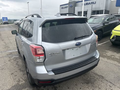 Used 2018 Subaru Forester 2.5i Premium w/ All-Weather Package AWD/4WD image 5