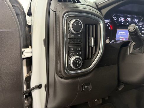 Used 2019 GMC Sierra 1500 SLT w/ SLT Premium Plus Package AWD/4WD image 5