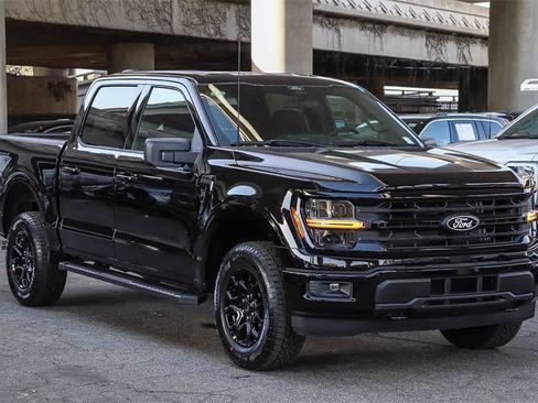 New 2026 Ford F150 XLT w/ FX4 Off-Road Package image 3