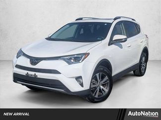 Used 2018 Toyota RAV4 XLE video 1