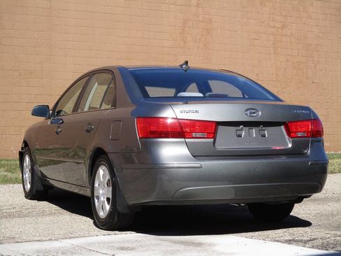Used 2009 Hyundai Sonata GLS w/ Popular Equipment Pkg 2 image 5