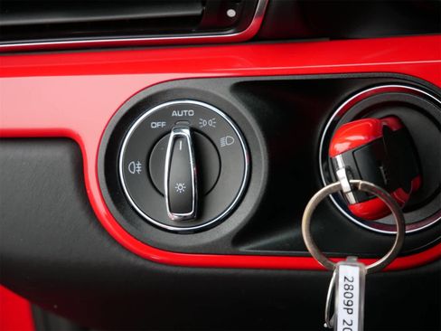 Used 2018 Porsche 911 Carrera 4S image 12