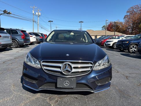Used 2014 Mercedes-Benz E 350 4MATIC Sedan image 8