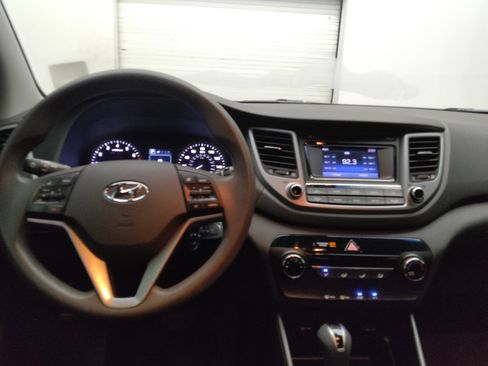 Used 2016 Hyundai Tucson SE image 22