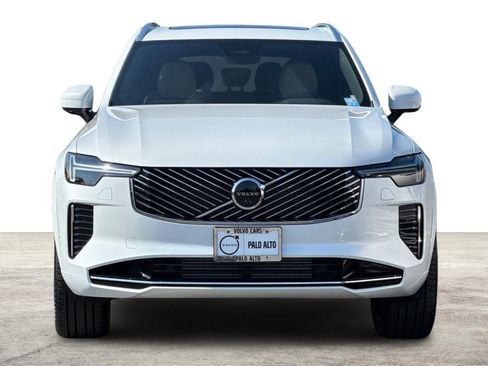 Used 2026 Volvo XC90 T8 Plus w/ Protection Package Premier image 10