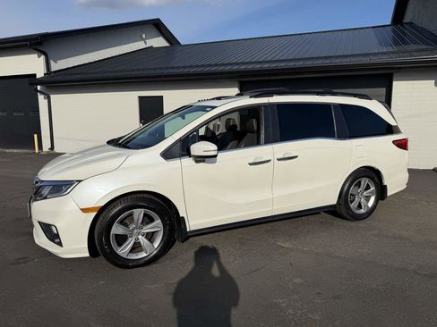 Used 2018 Honda Odyssey EX-L image 3