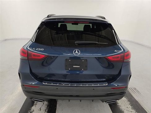 Used 2022 Mercedes-Benz GLA 250 4MATIC w/ AMG Line image 5