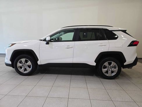 Used 2023 Toyota RAV4 XLE AWD/4WD image 3