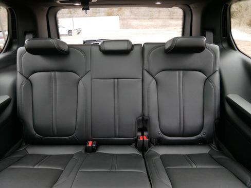 New 2026 Jeep Grand Wagoneer Limited AWD/4WD image 8