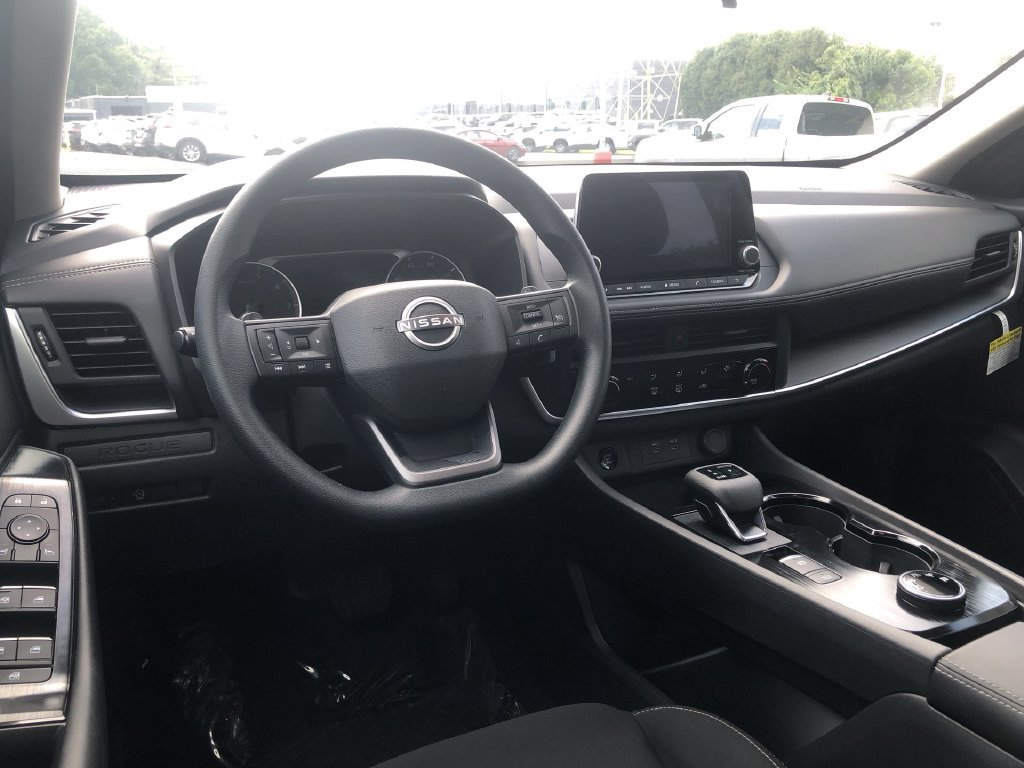 Certified 2026 Nissan Rogue S AWD/4WD image 18