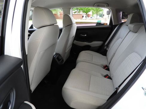 Used 2024 Honda HR-V LX image 37
