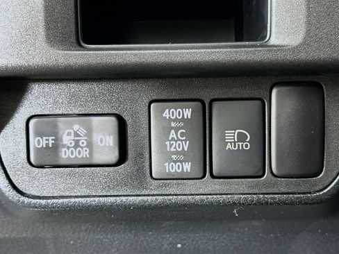 Used 2019 Toyota Tacoma TRD Off-Road image 17