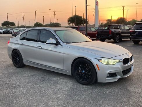 Used 2018 BMW 340i Sedan w/ Executive Package image 3