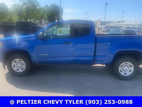 Used 2018 Chevrolet Colorado W/T w/ WT Convenience Package RWD image 3