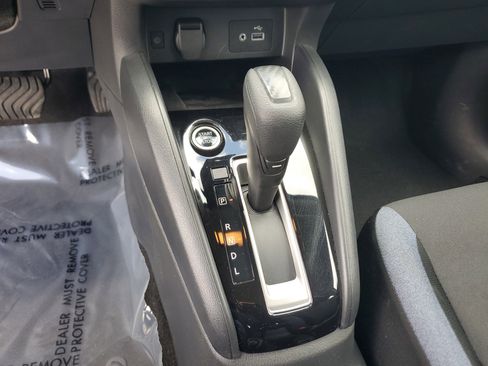 Used 2025 Nissan Versa SV image 23