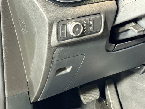 Used 2022 Ford Explorer ST-Line w/ Class IV Trailer Tow Package image 10