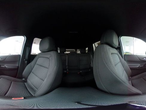 Used 2025 Chevrolet Equinox LT image 42