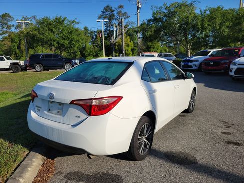 Used 2017 Toyota Corolla LE image 15