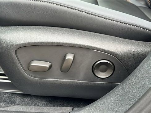 New 2025 Honda Prologue Touring image 10