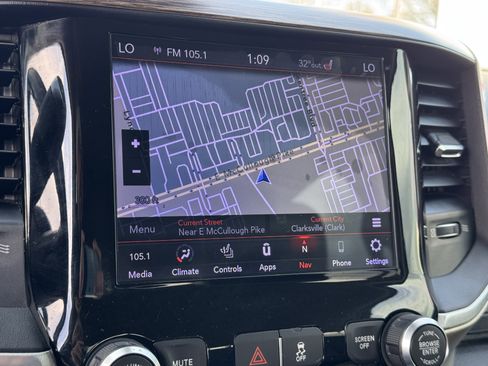 Used 2019 RAM 2500 Laramie image 8