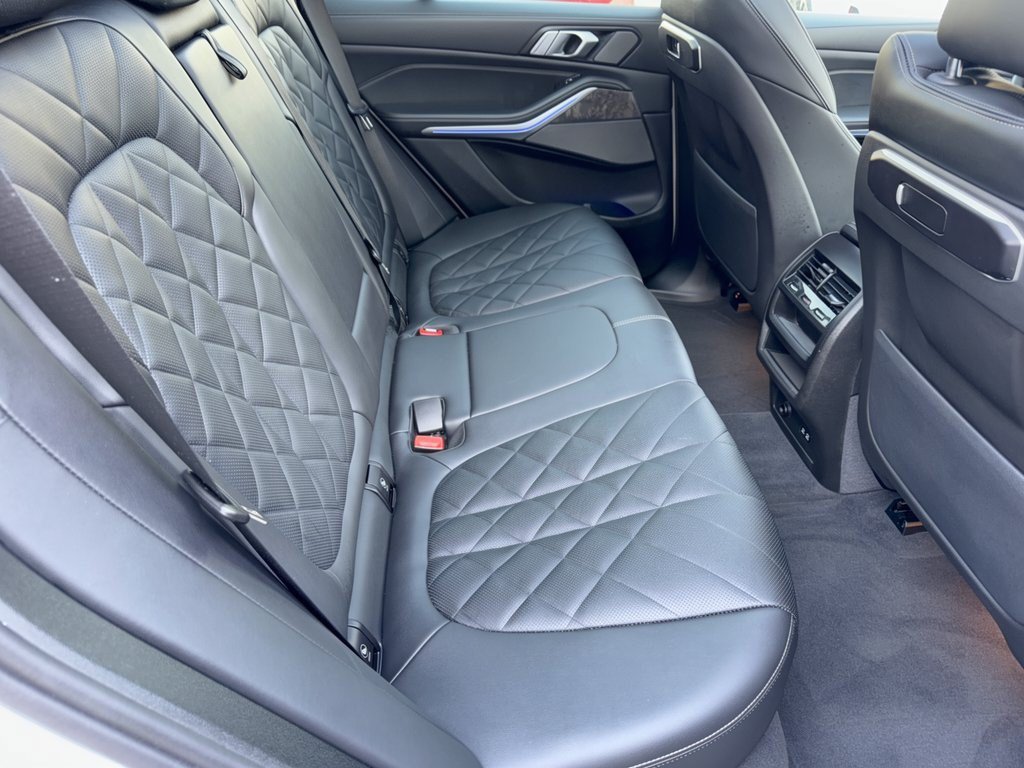 Certified 2025 BMW X5 sDrive40i w/ Premium Package RWD image 29