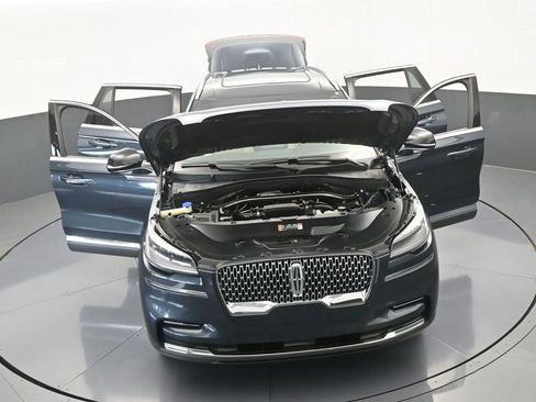 Used 2022 Lincoln Aviator Reserve w/ Elements Package Plus image 82