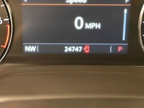 Used 2023 Buick Envision Preferred FWD image 35