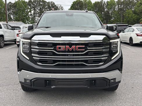 Used 2024 GMC Sierra 1500 SLT w/ SLT Premium Plus Package AWD/4WD image 2