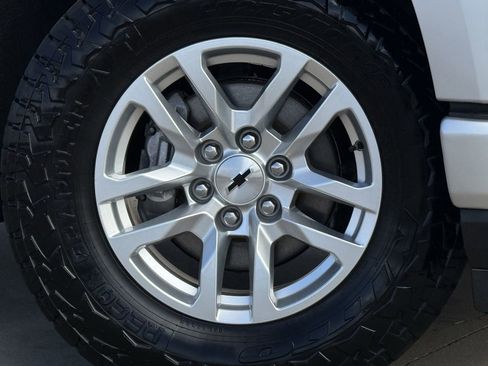 Used 2021 Chevrolet Silverado 1500 RST w/ Convenience Package II image 9