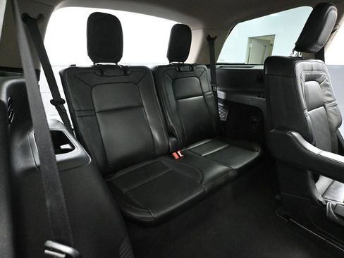 Used 2023 Lincoln Aviator Reserve w/ Class IV Trailer Tow Package image 49