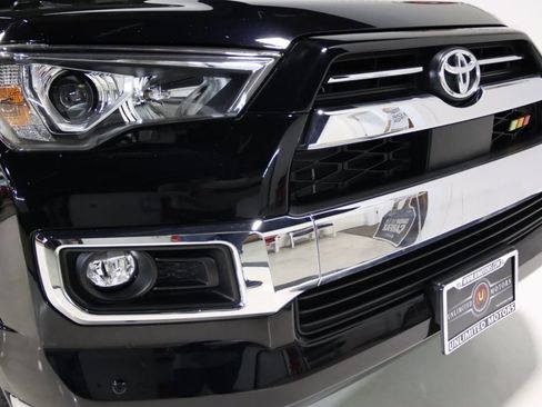 Used 2021 Toyota 4Runner Limited image 19