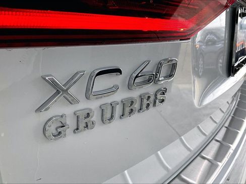 New 2026 Volvo XC60 B5 Ultra w/ Protection Package Premier image 40
