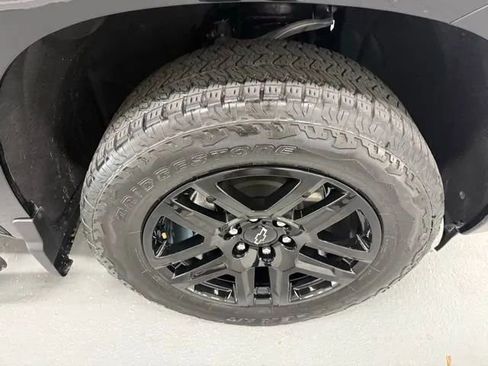 Used 2024 Chevrolet Silverado 1500 Custom w/ Turbomax Blackout Package image 6