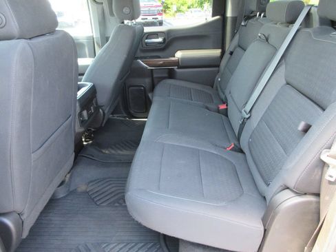 Certified 2021 Chevrolet Silverado 1500 LT Trail Boss w/ Convenience Package II AWD/4WD image 18