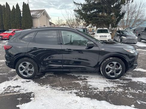 Used 2023 Ford Escape ST-Line w/ Tech Pack #1 image 9