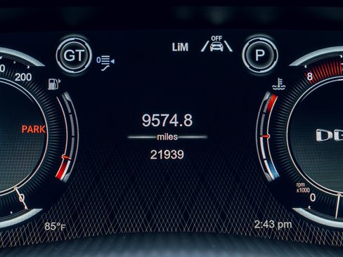 Used 2023 Aston Martin DBX 707 AWD/4WD image 46